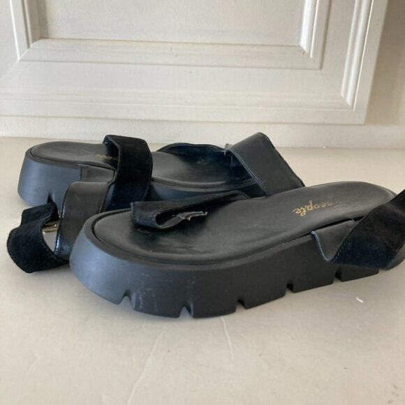Free People Mel Black Suede Flatform Sandals Sz 38 - Picture 1 of 9